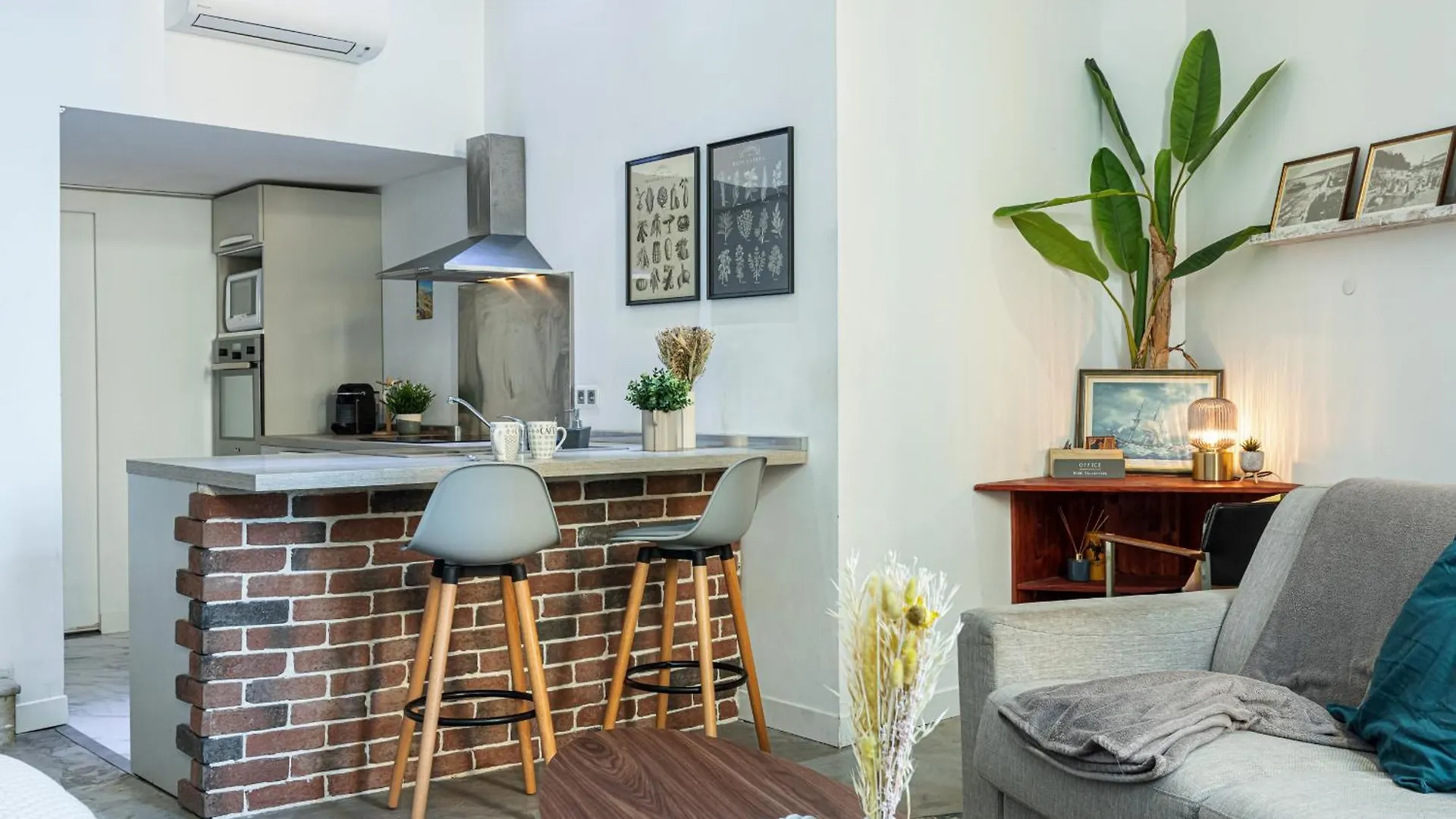 Cosy Studio In The Old Town Near Garibaldi Square نيس شقة