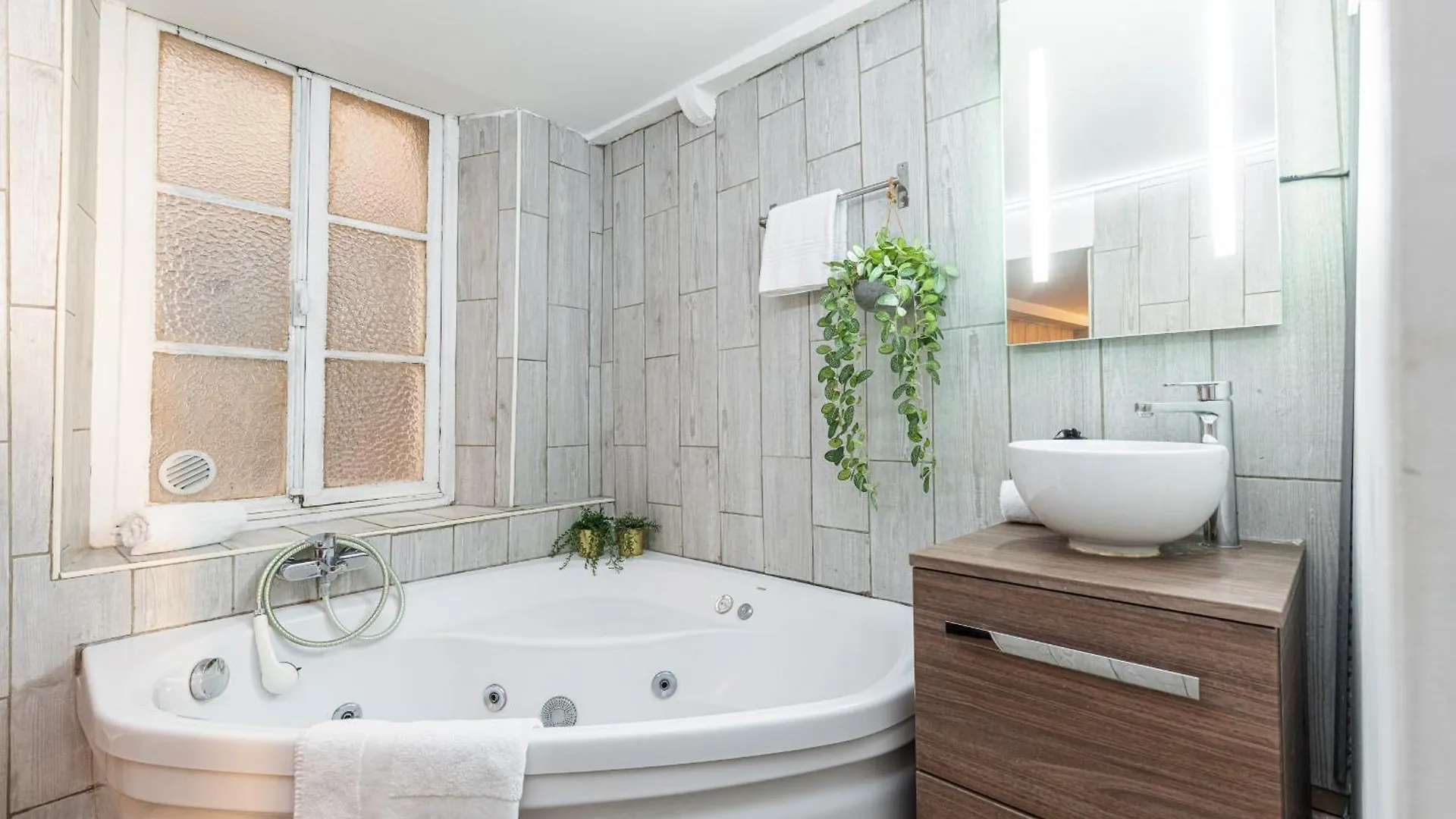 Cosy Studio In The Old Town Near Garibaldi Square Nizza